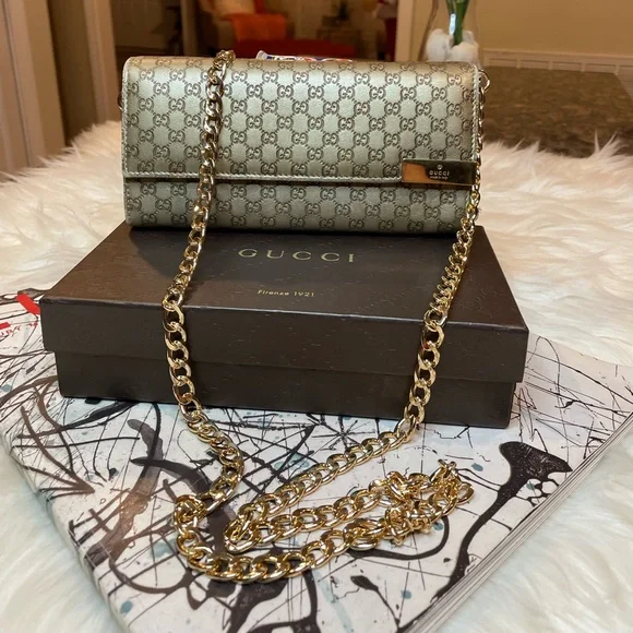 🎉🎉SOLD! Gucci Micro Guccisima Walllet on Chain - Picture 2 of 12